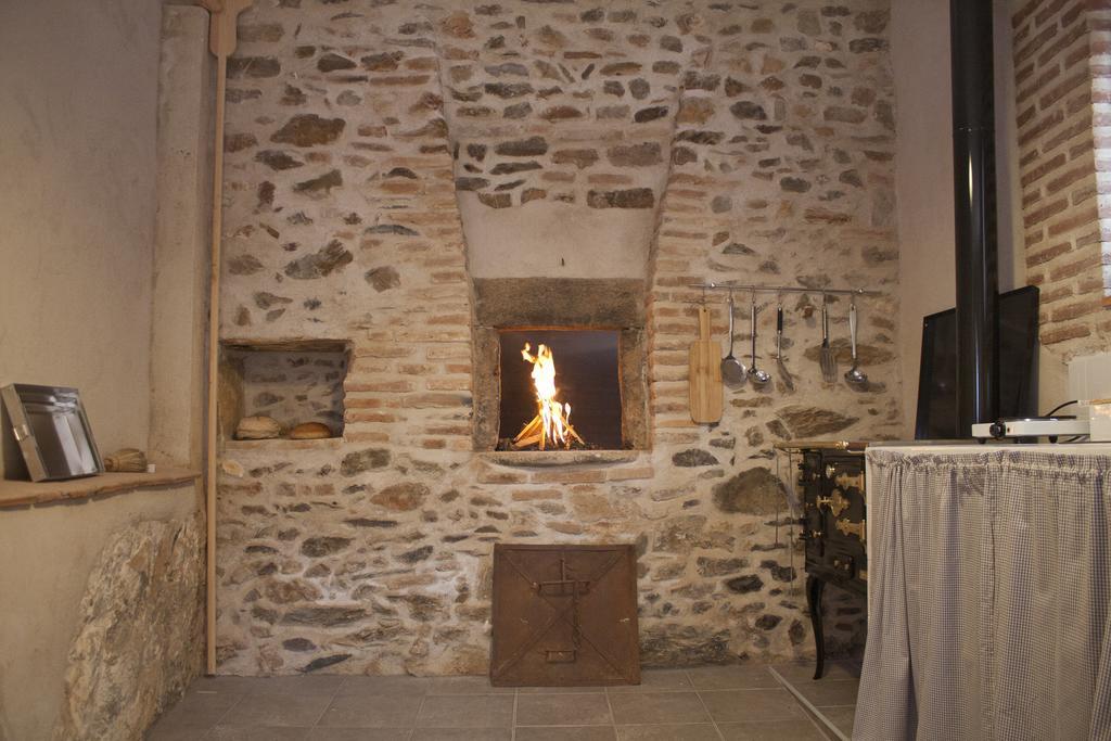 Los Navalucillos Casa De La Panaderiaゲストハウス エクステリア 写真